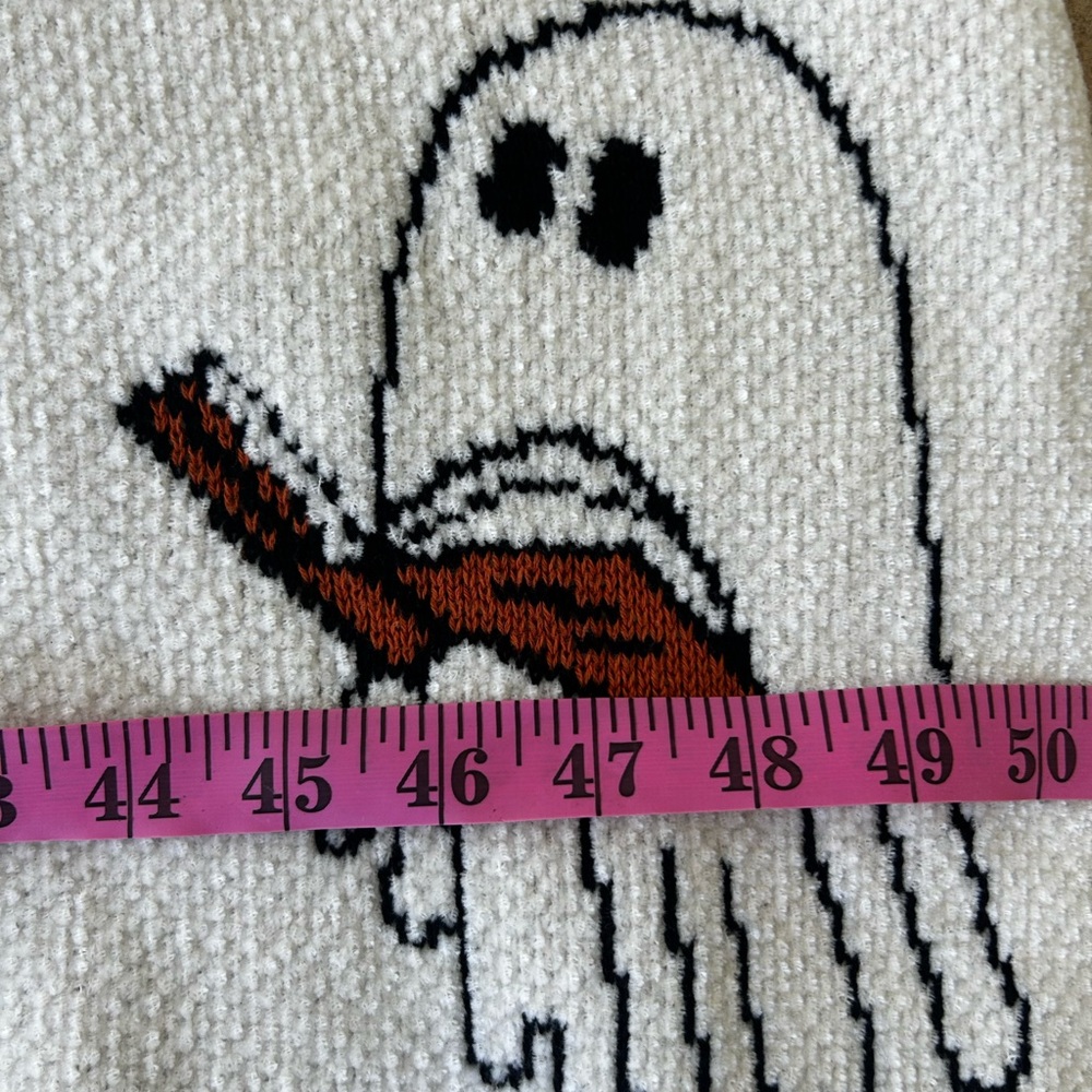 Goblin & Ghoul Black and White blanket - Picture 4 of 9